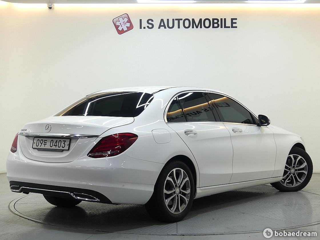 벤츠 C220 d 아방가르드