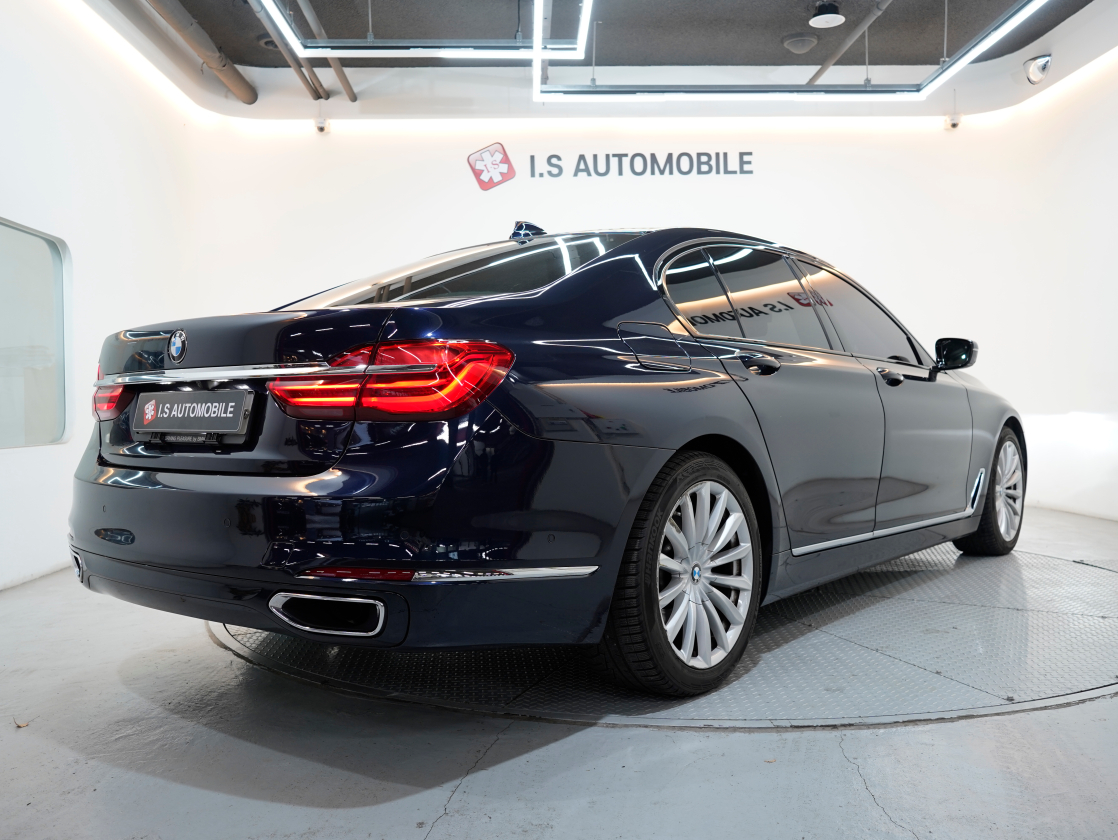 BMW 6세대 740i