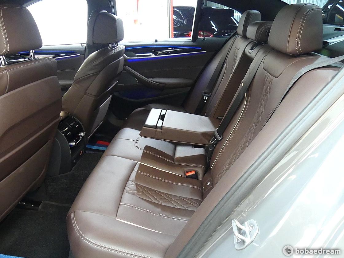 BMW 7세대 530i M 스포츠 플러스