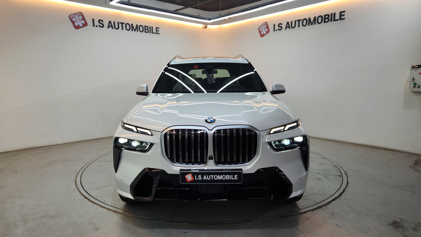 BMW X7 xDrive 40d M 스포츠 7인승