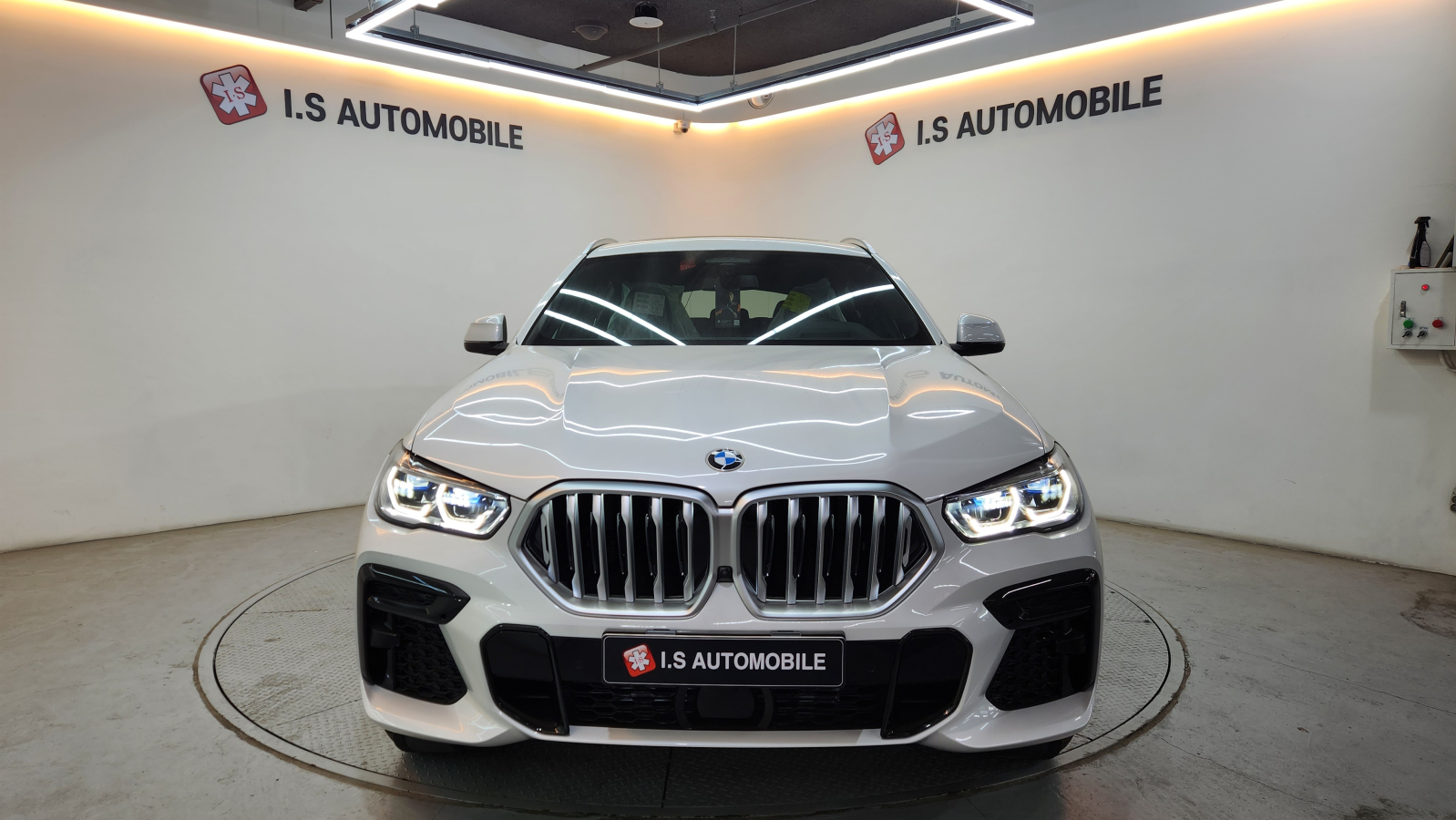 BMW X6 xDrive 30d M 스포츠