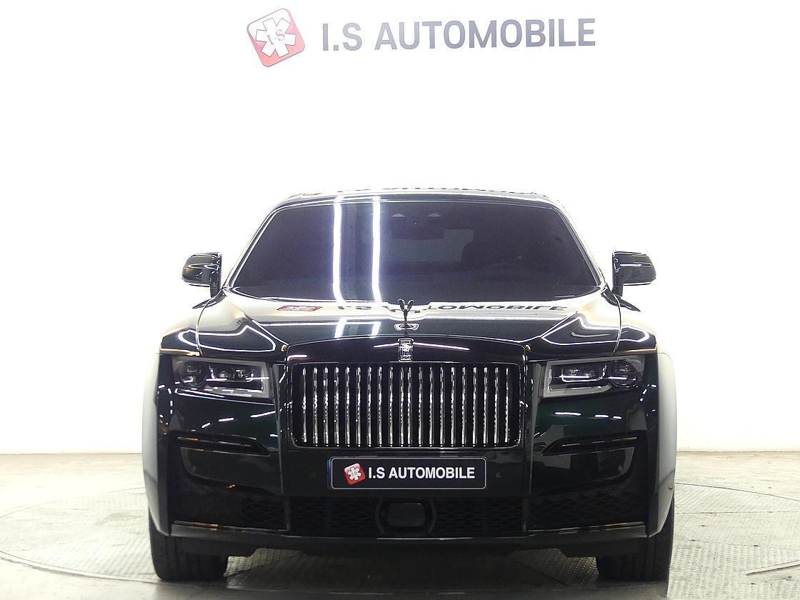 롤스로이스 고스트 2세대 6.7 V12 블랙 배지