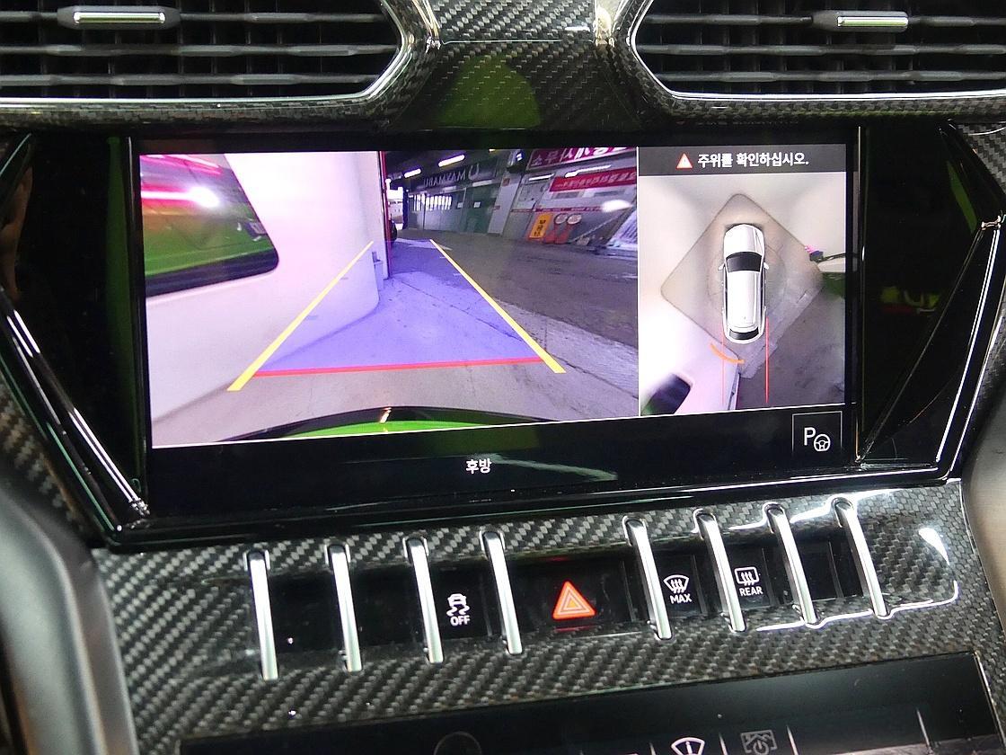 람보르기니 우루스 4.0 V8 펄 캡슐