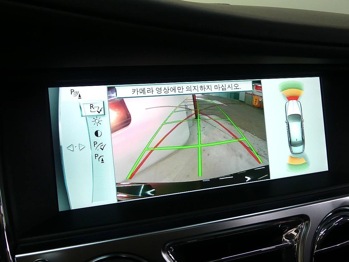 롤스로이스 고스트 2세대 6.7 V12 블랙 배지