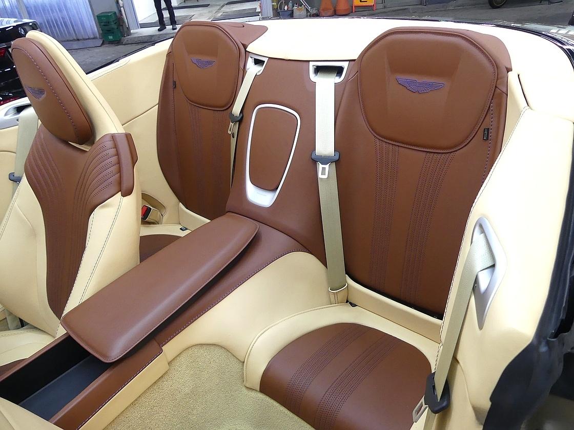 애스턴마틴 DB11 4.0 V8 볼란테