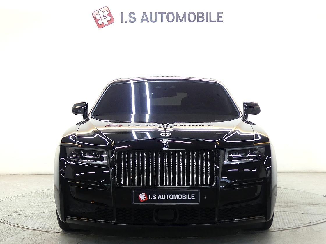 롤스로이스 고스트 2세대 6.7 V12 블랙 배지