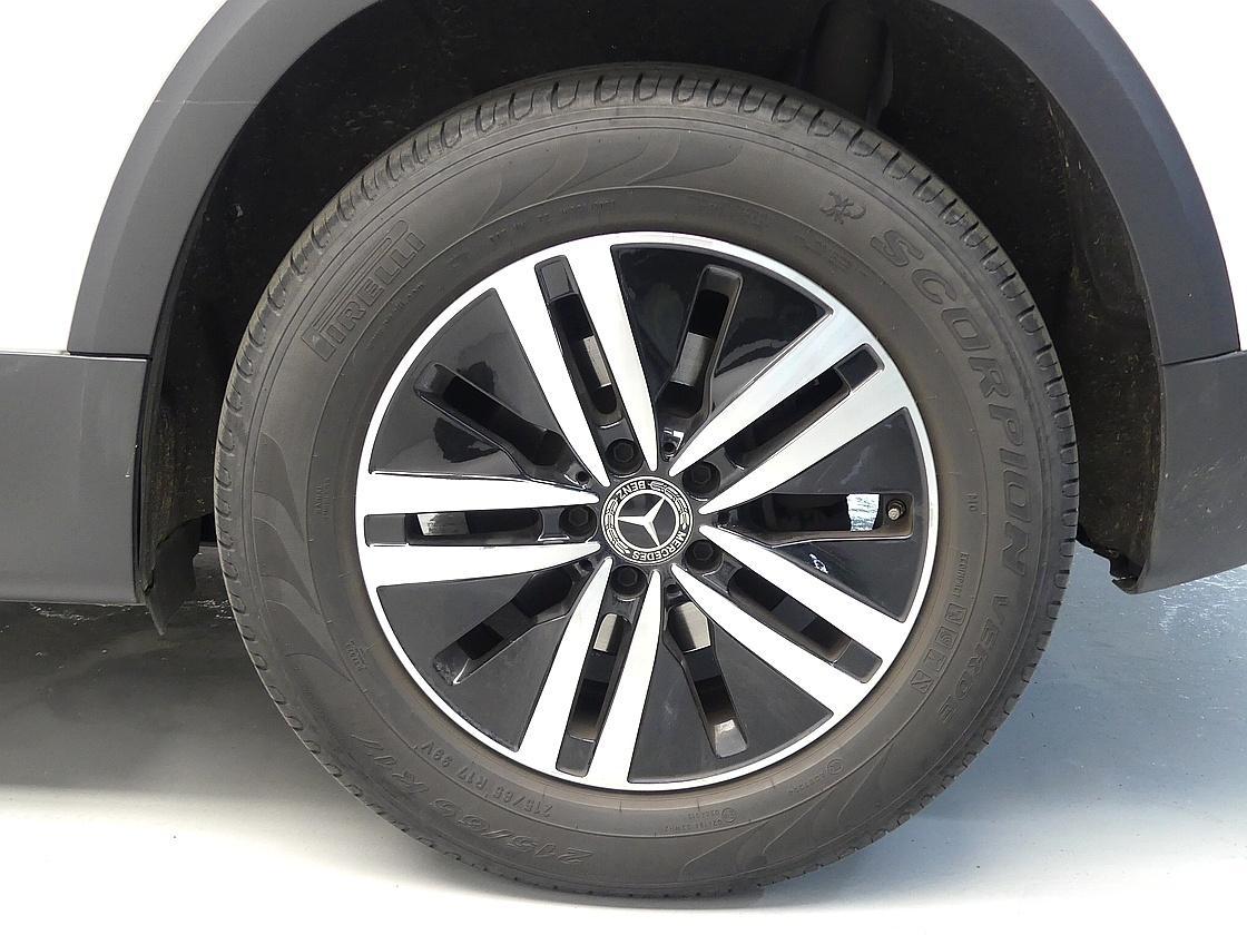 벤츠 GLB200d