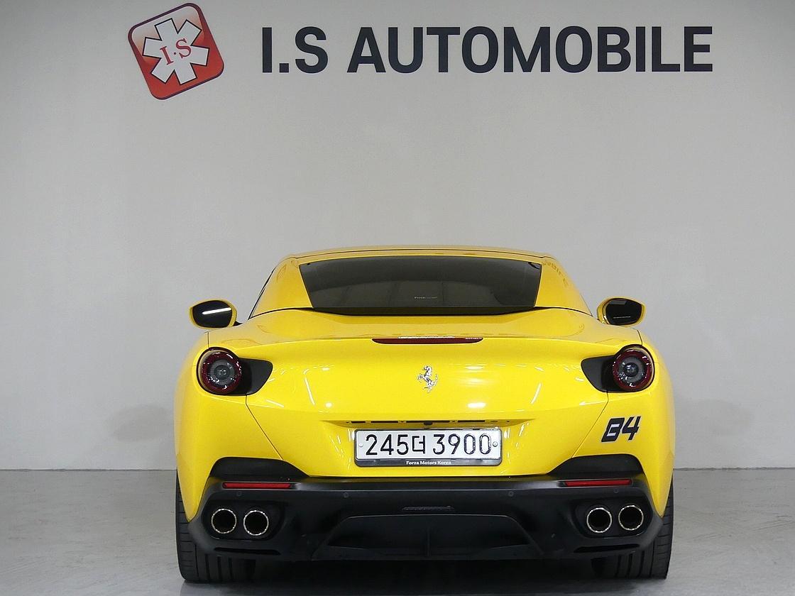 페라리 포르토피노 3.9 V8