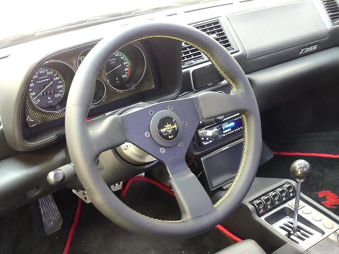 페라리 F355 GTS