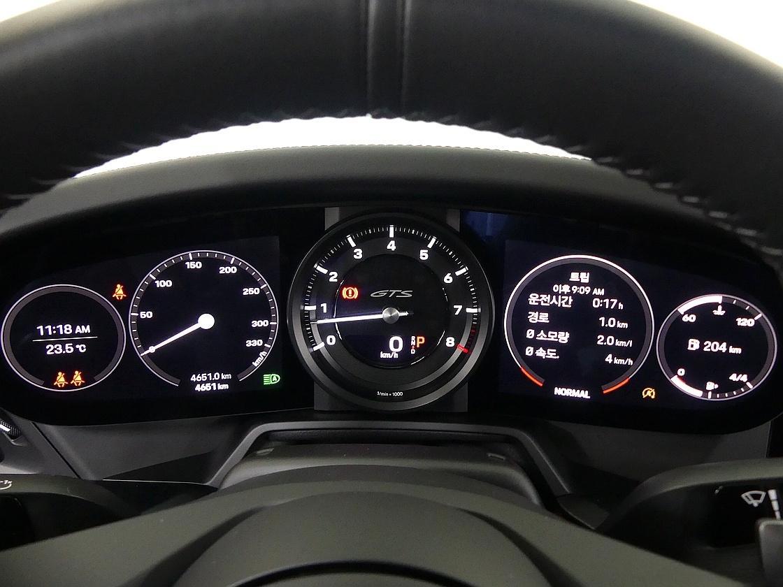 포르쉐 911 8세대 카레라 GTS