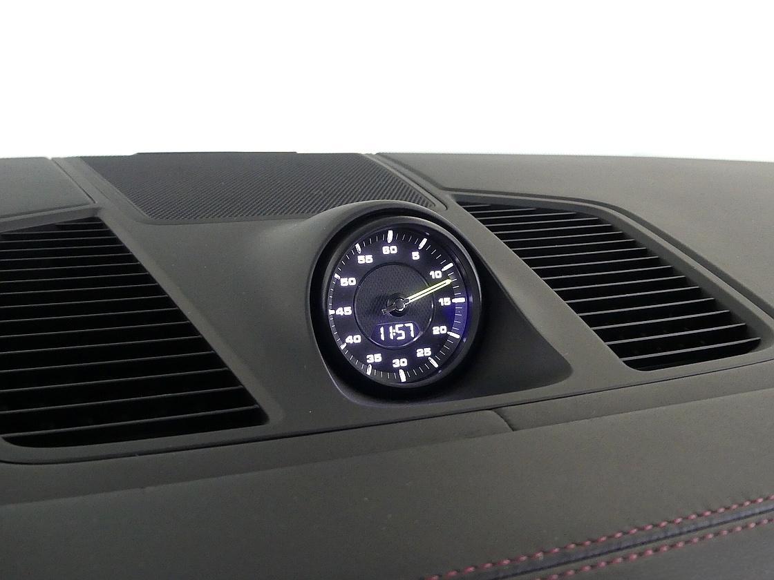 포르쉐 카이엔 3세대 3.0 E-하이브리드 쿠페