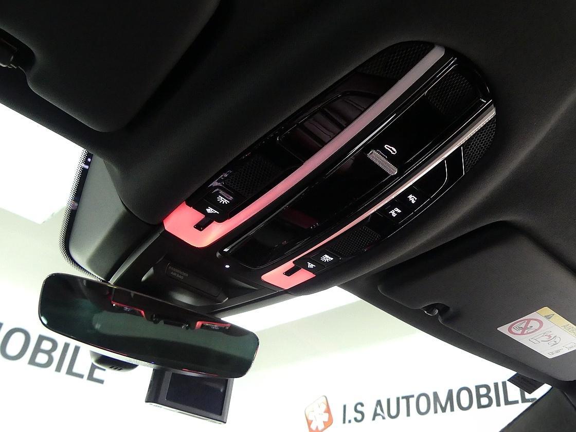 포르쉐 카이엔 3세대 3.0 E-하이브리드 쿠페