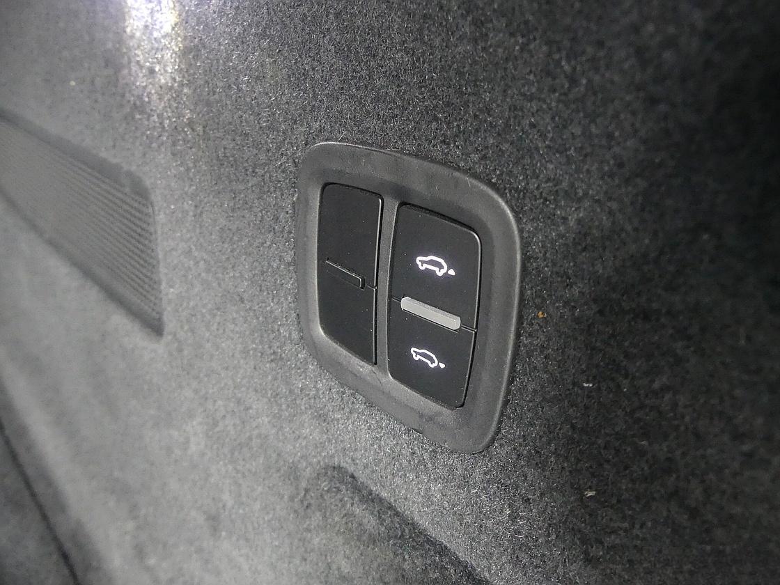 포르쉐 카이엔 3세대 3.0 E-하이브리드 쿠페