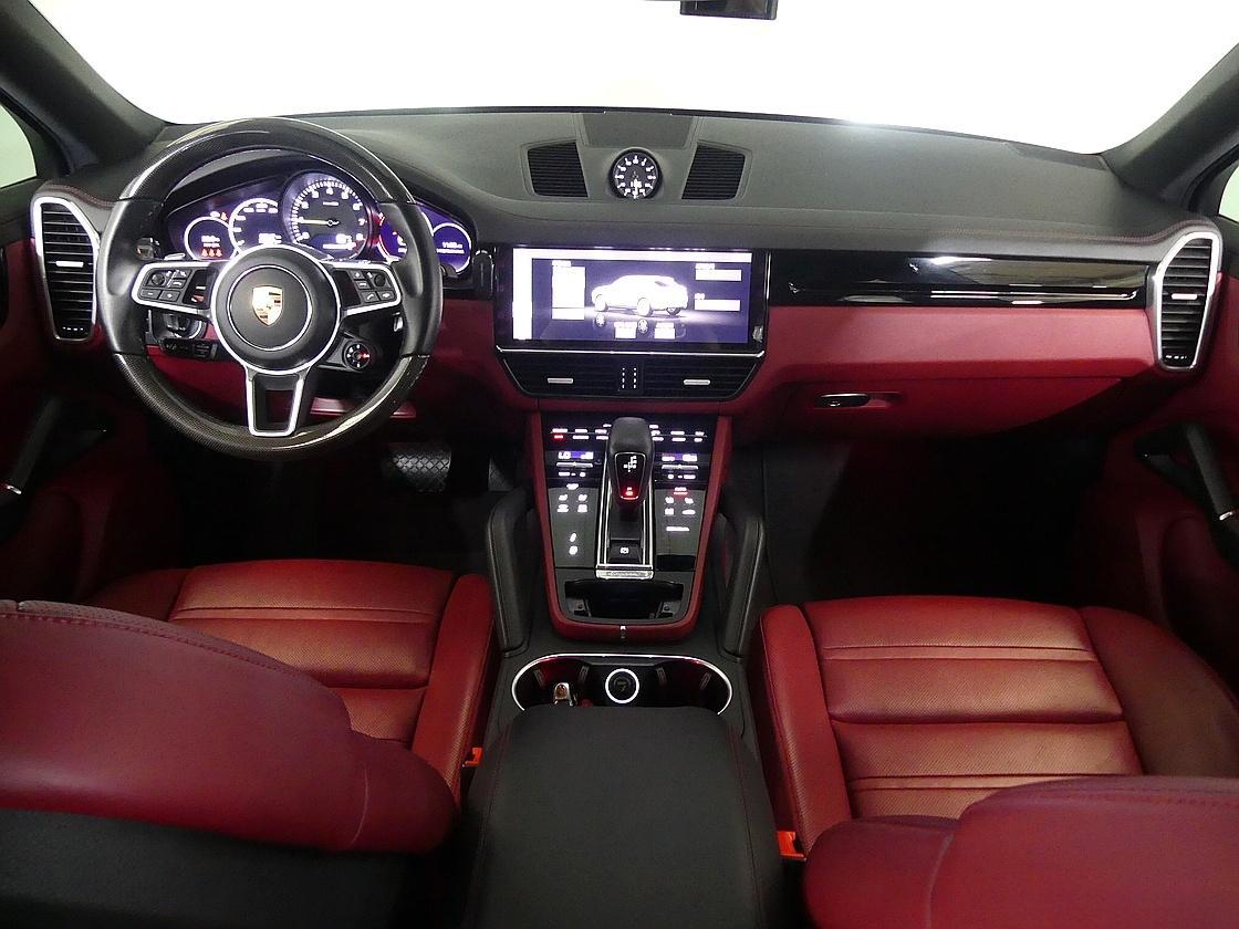 포르쉐 카이엔 3세대 3.0 E-하이브리드 쿠페