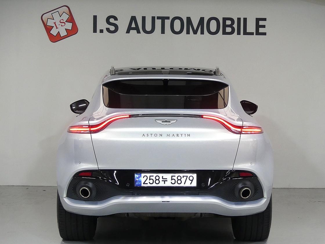 애스턴마틴 DBX 4.0 V8