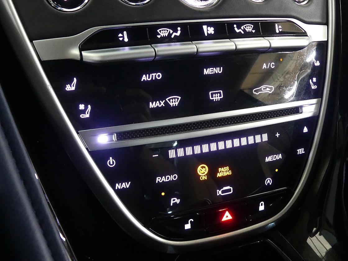 애스턴마틴 DB11 5.2 V12 쿠페