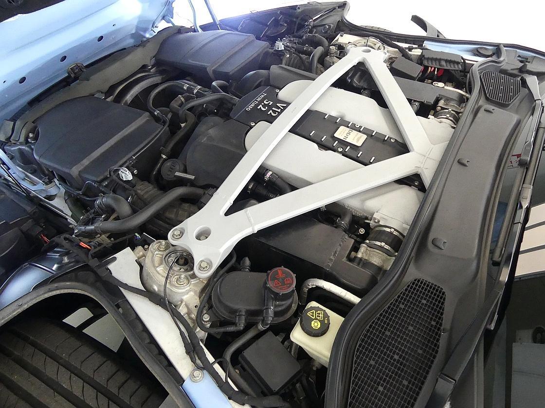 애스턴마틴 DB11 5.2 V12 쿠페