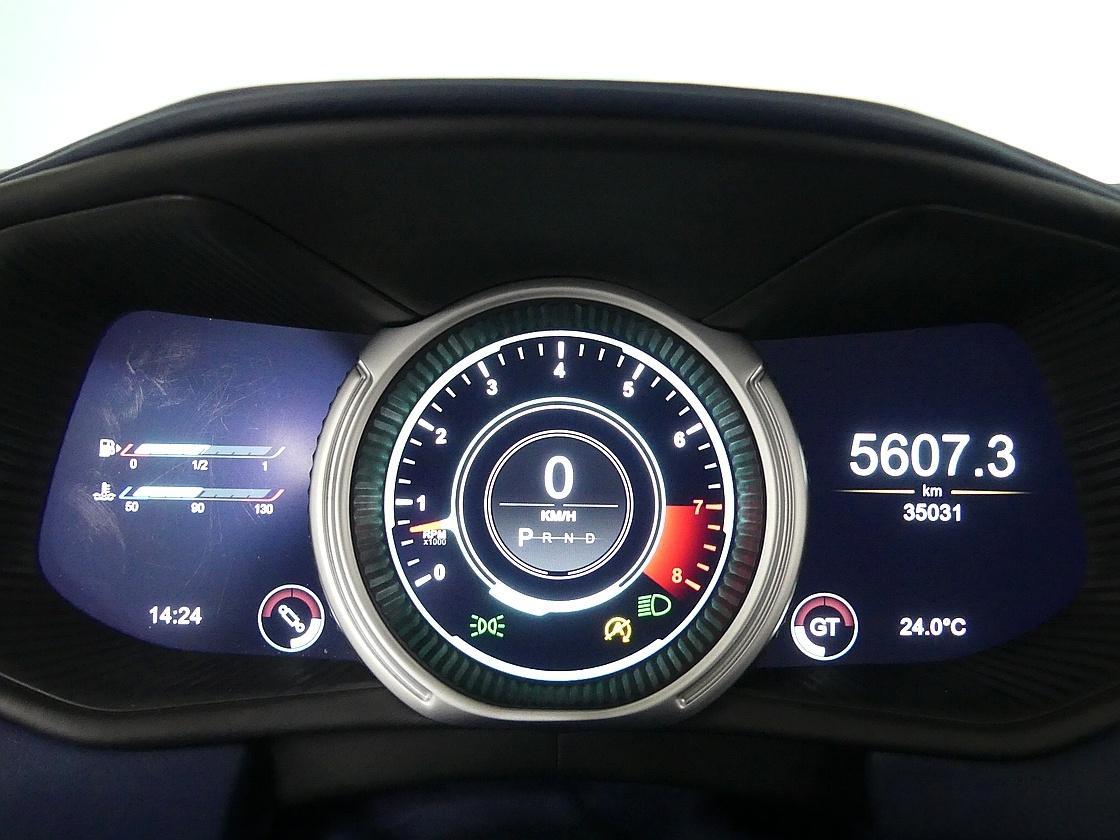 애스턴마틴 DB11 5.2 V12 쿠페