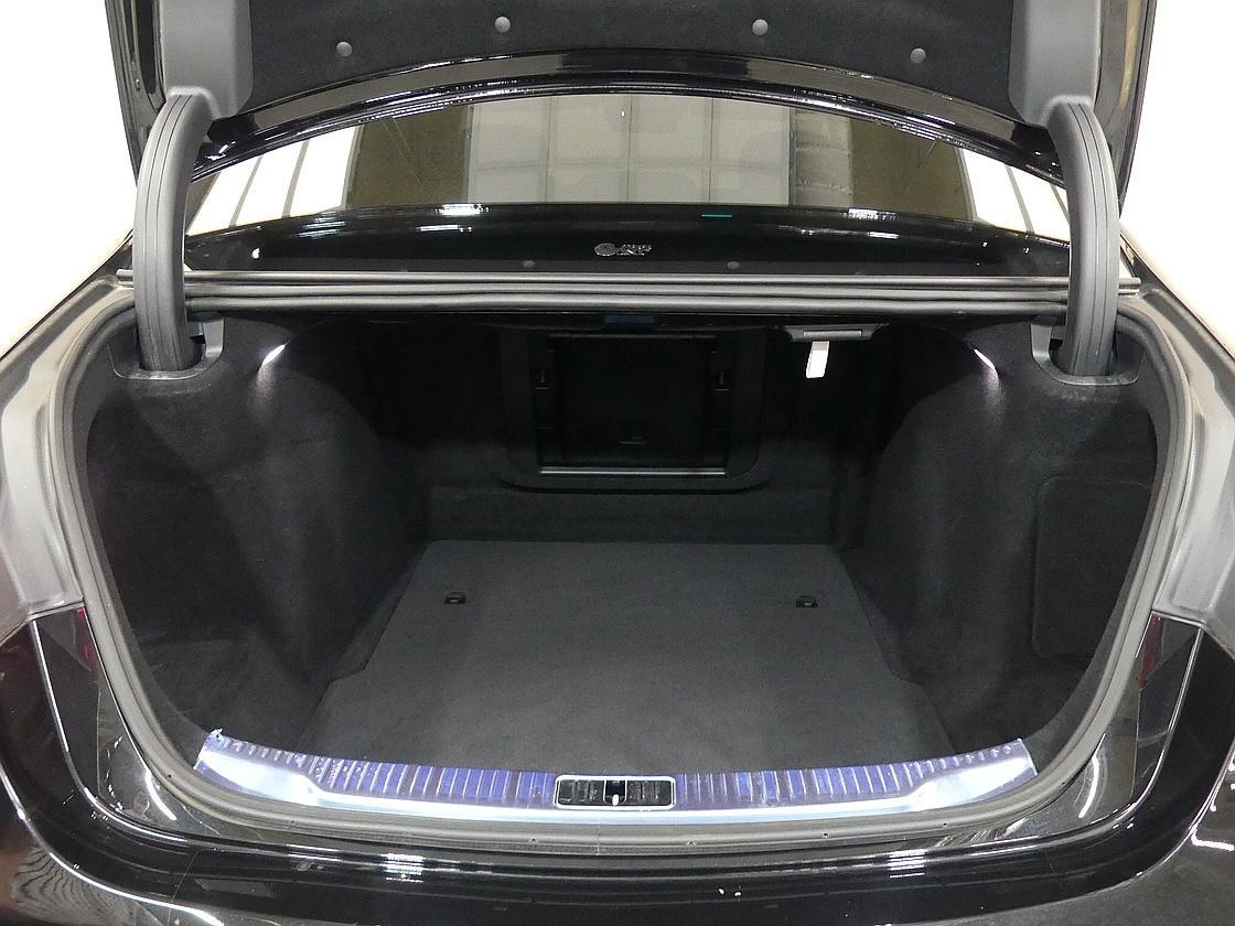 벤츠 마이바흐 2세대 S580 4매틱