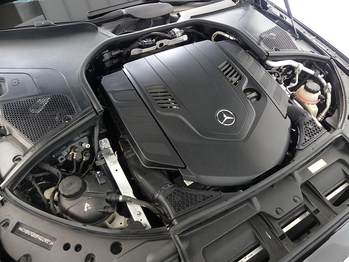 벤츠 마이바흐 2세대 S580 4매틱