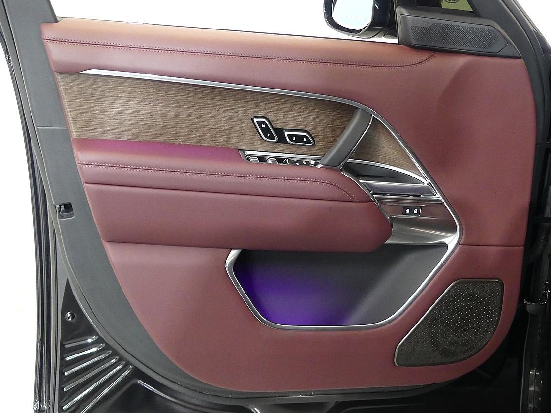 랜드로버 레인지로버 5세대 4.4 P530 LWB 오토바이오그래피