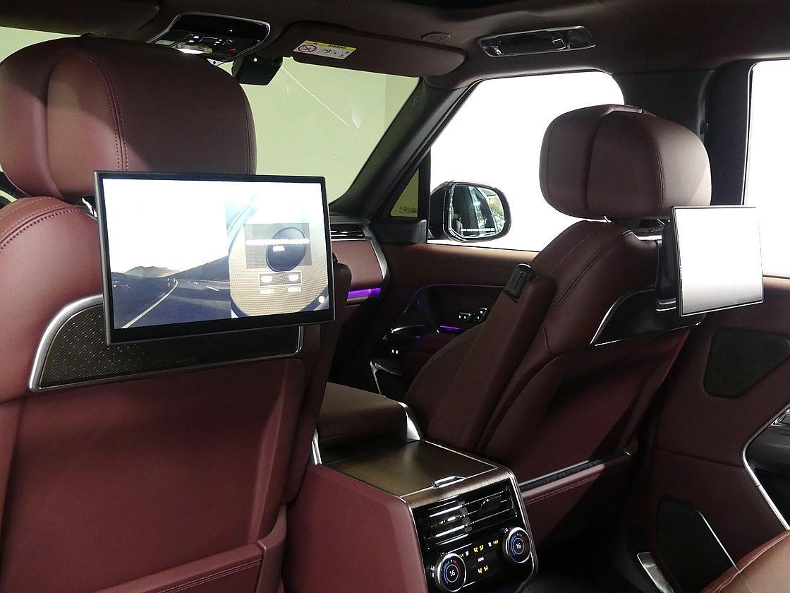 랜드로버 레인지로버 5세대 4.4 P530 LWB 오토바이오그래피