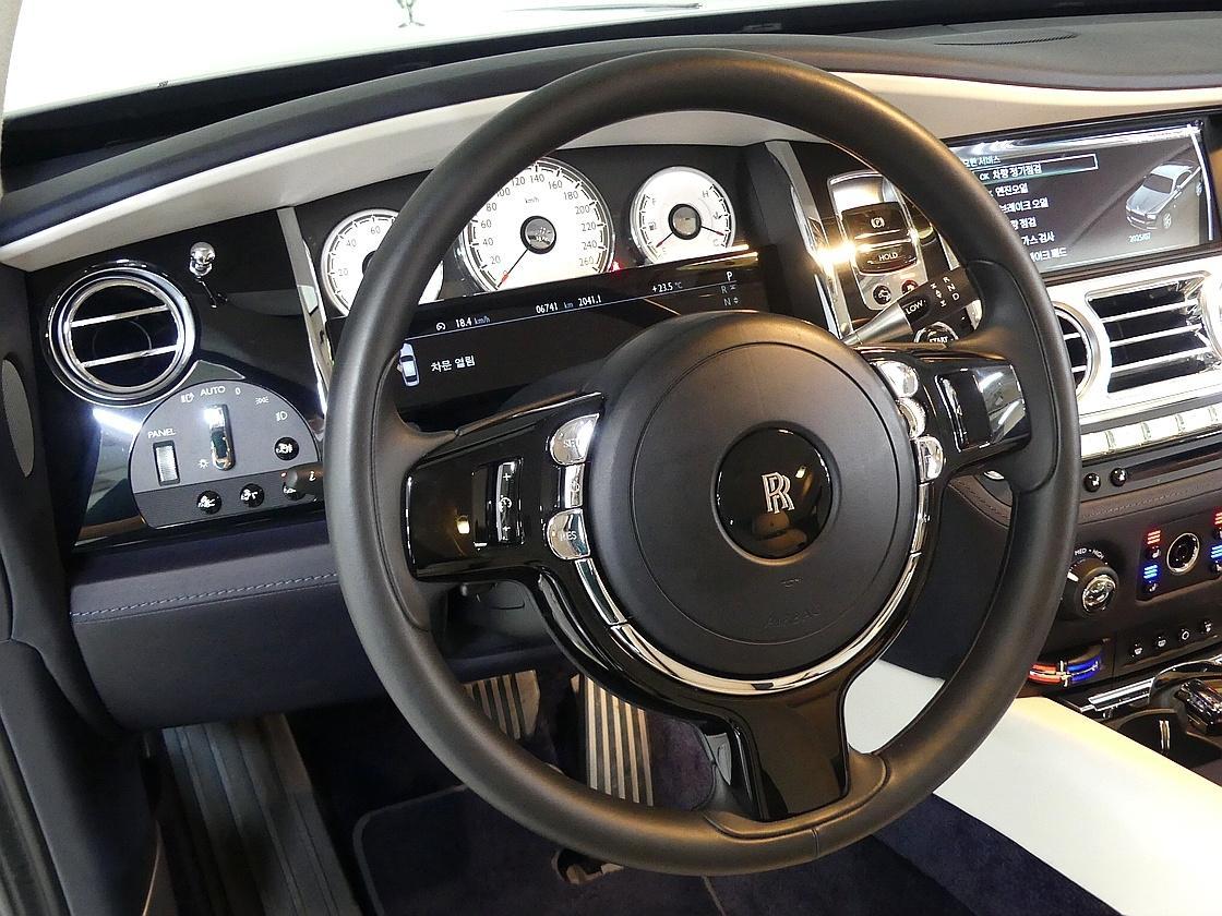 롤스로이스 레이스 6.6 V12