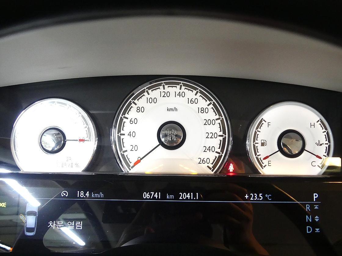 롤스로이스 레이스 6.6 V12