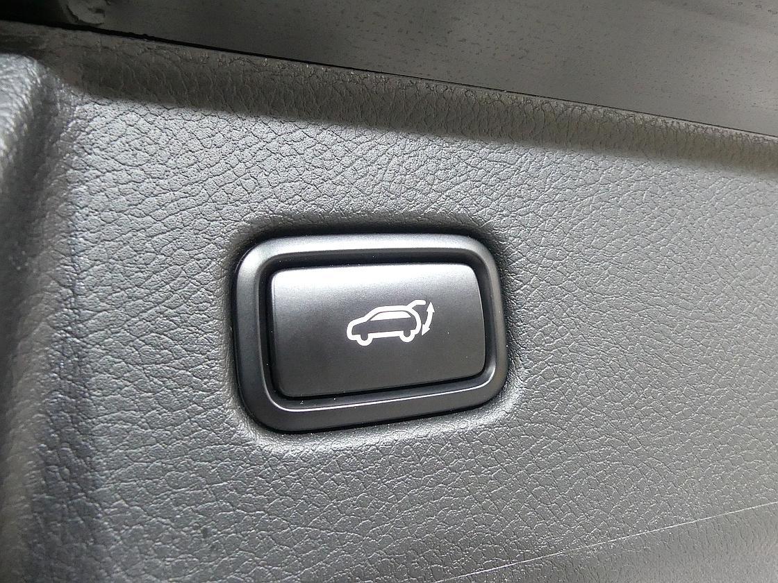 모하비 더 마스터 디젤 3.0 4WD 6인승마스터즈