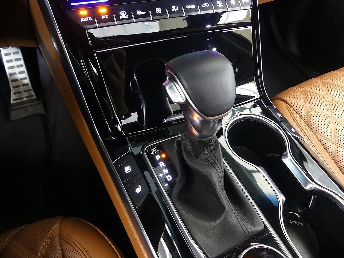 모하비 더 마스터 디젤 3.0 4WD 6인승마스터즈