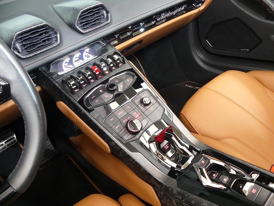 람보르기니 우라칸 LP610-4 스파이더