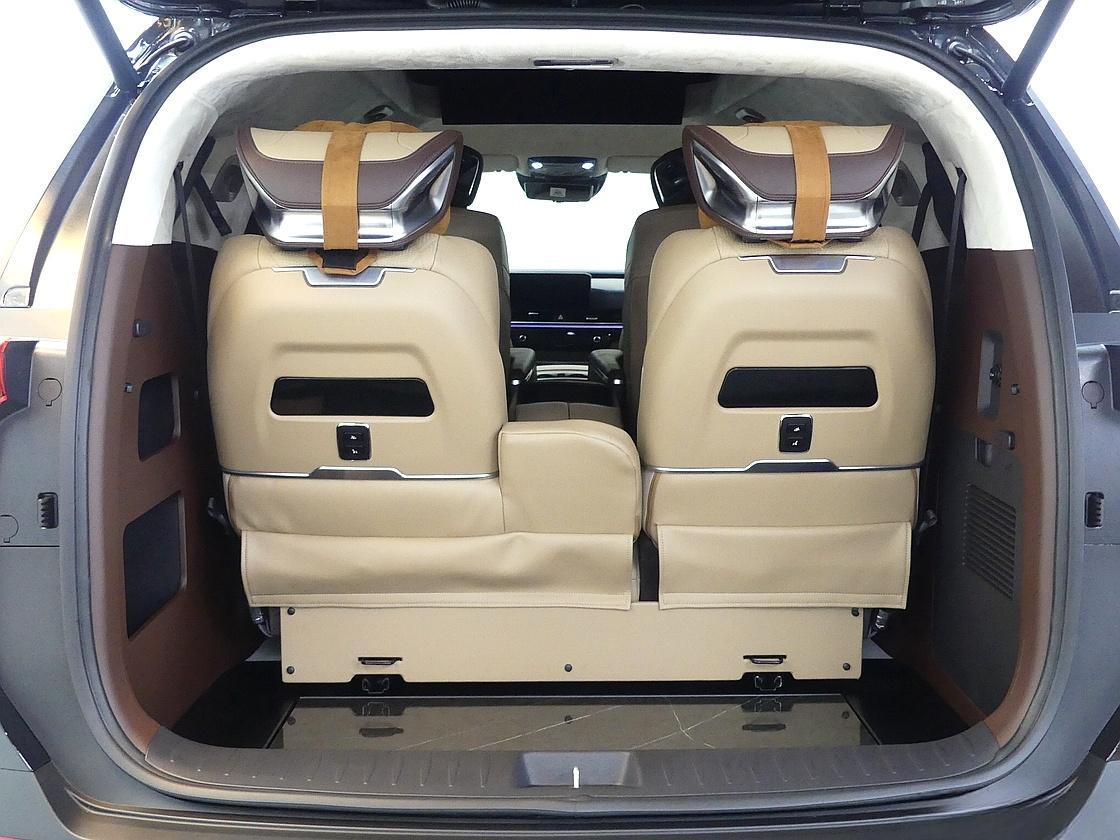 기아 더 뉴 카니발 4세대 1.6 터보 HEV 하이리무진