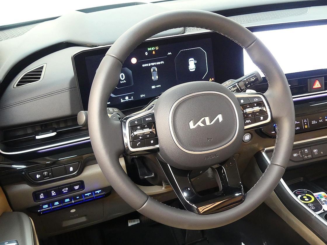 기아 더 뉴 카니발 4세대 1.6 터보 HEV 하이리무진