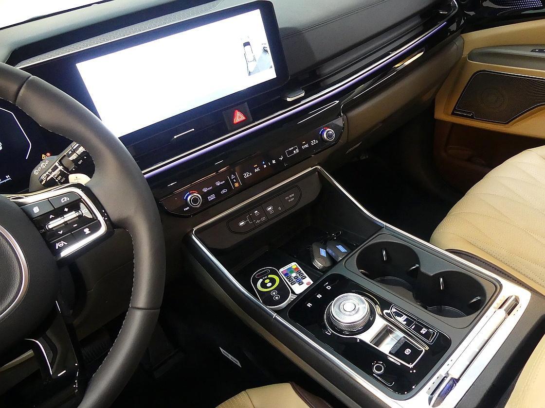 기아 더 뉴 카니발 4세대 1.6 터보 HEV 하이리무진