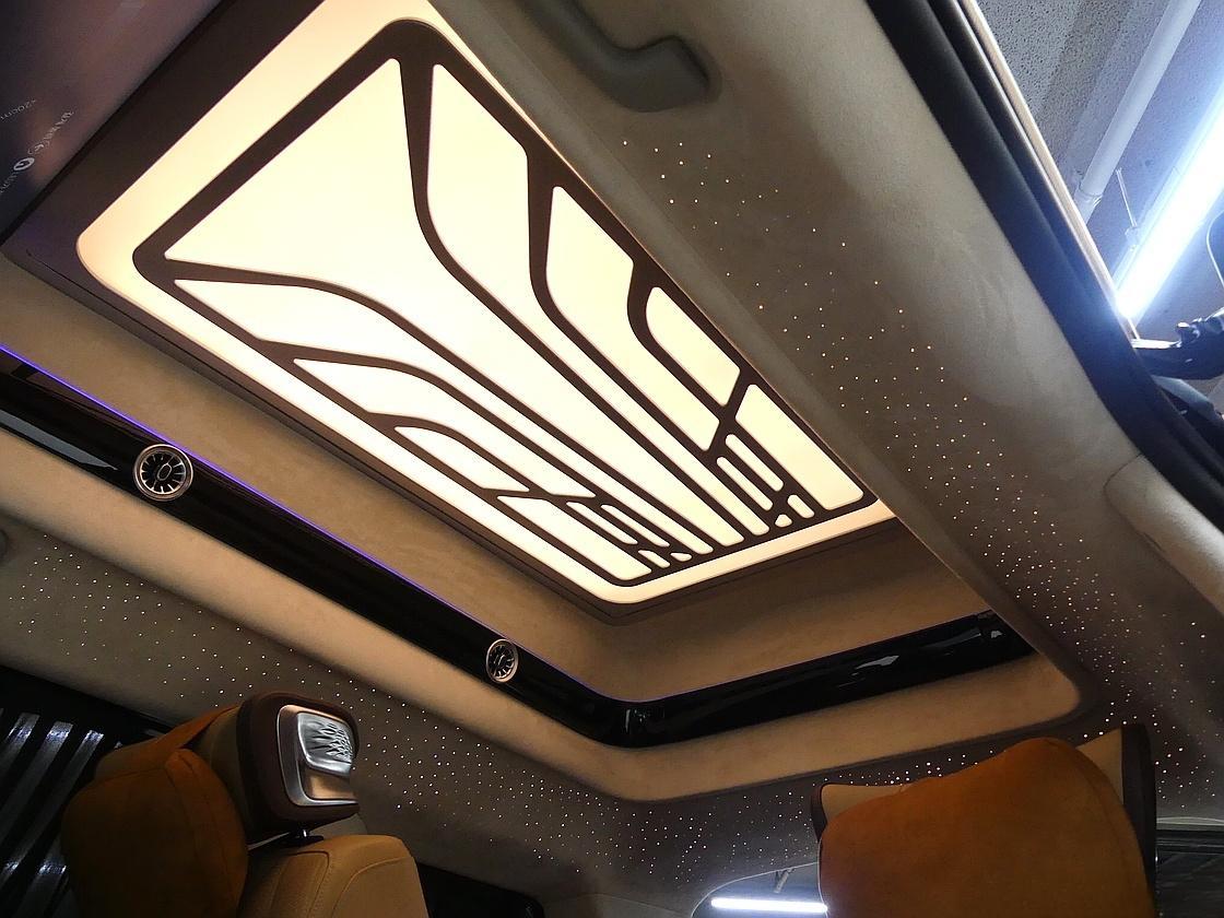 기아 더 뉴 카니발 4세대 1.6 터보 HEV 하이리무진