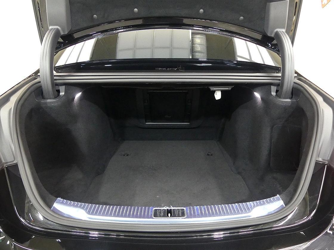 벤츠 마이바흐 2세대 S580 4매틱