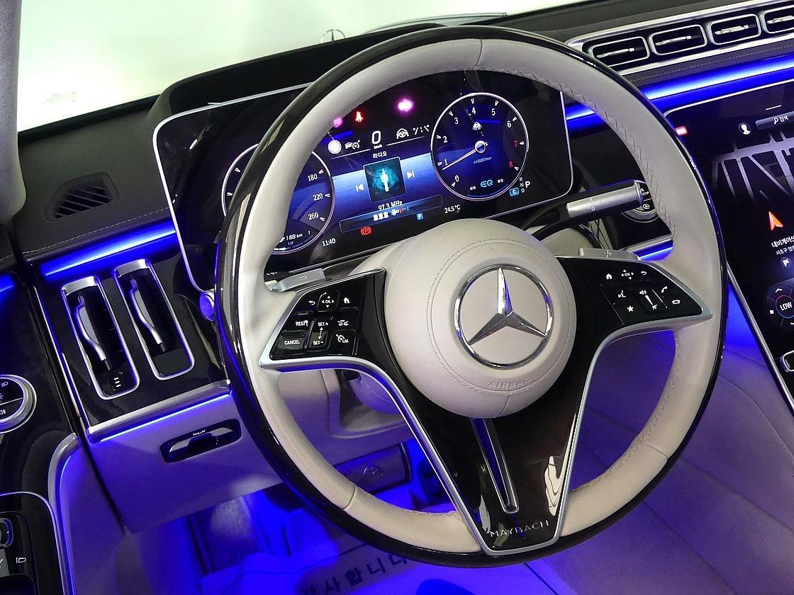 벤츠 마이바흐 2세대 S580 4매틱