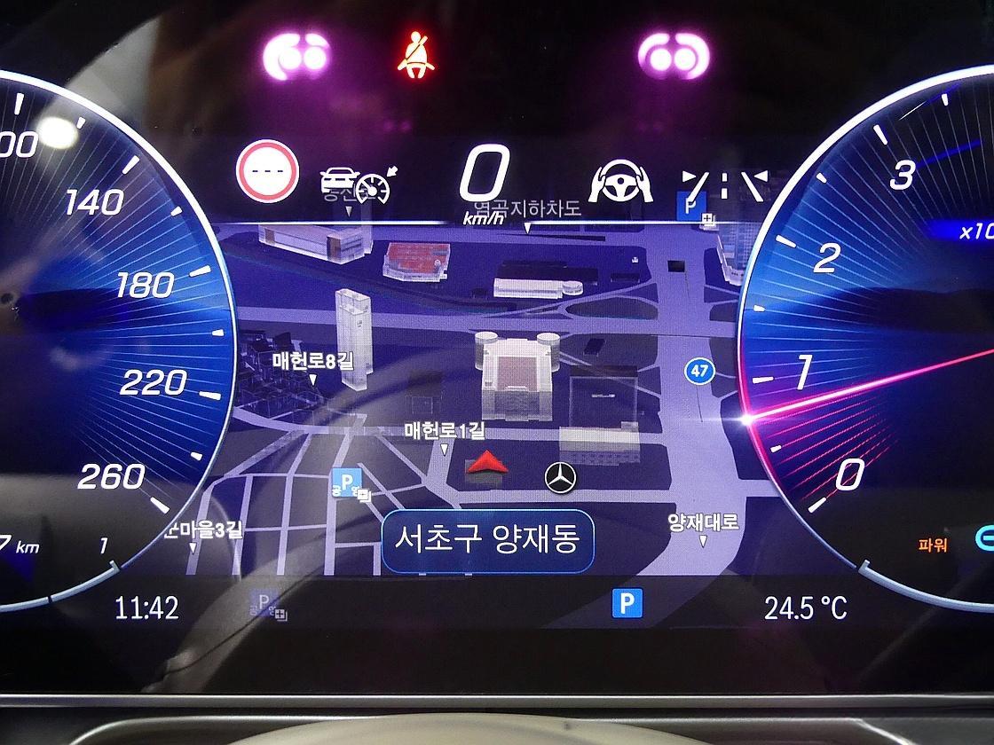 벤츠 마이바흐 2세대 S580 4매틱