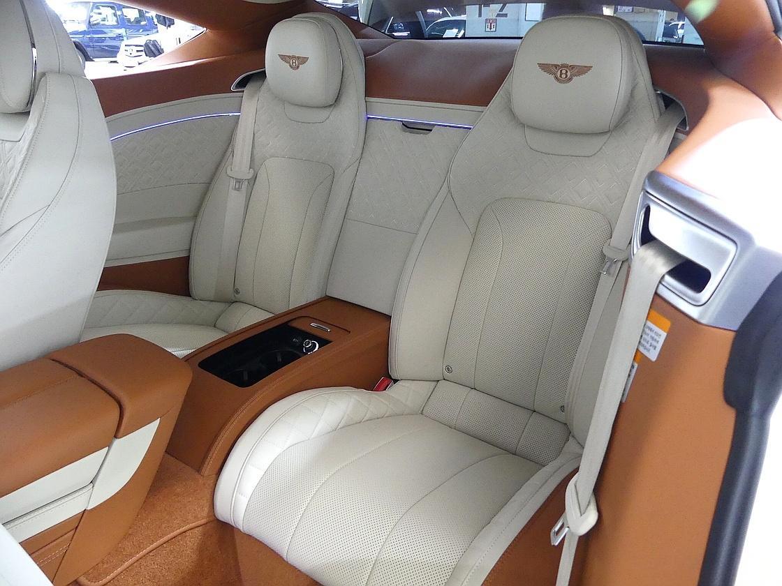 벤틀리 컨티넨탈 GT 3세대 4.0