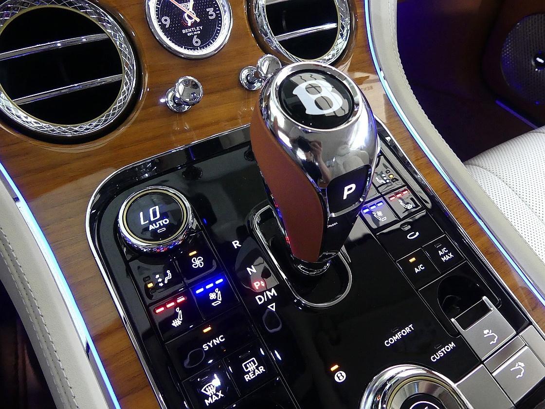 벤틀리 컨티넨탈 GT 3세대 4.0