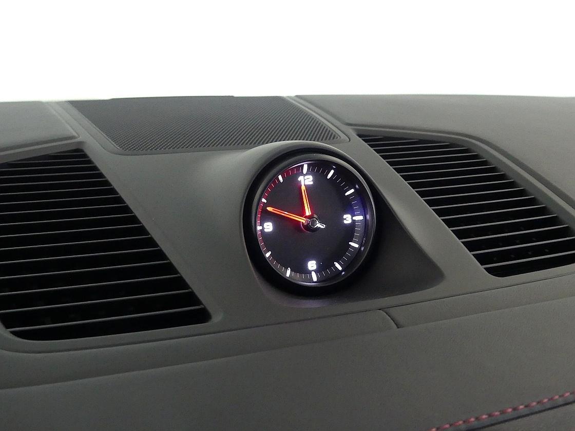 포르쉐 카이엔 3세대 3.0 E-하이브리드 쿠페 플래티넘 에디션