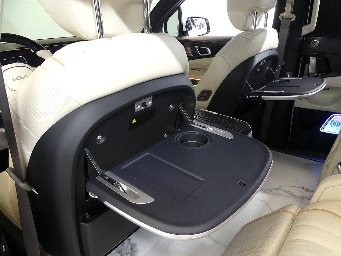 기아 더 뉴 카니발 4세대 1.6 터보 HEV 하이리무진