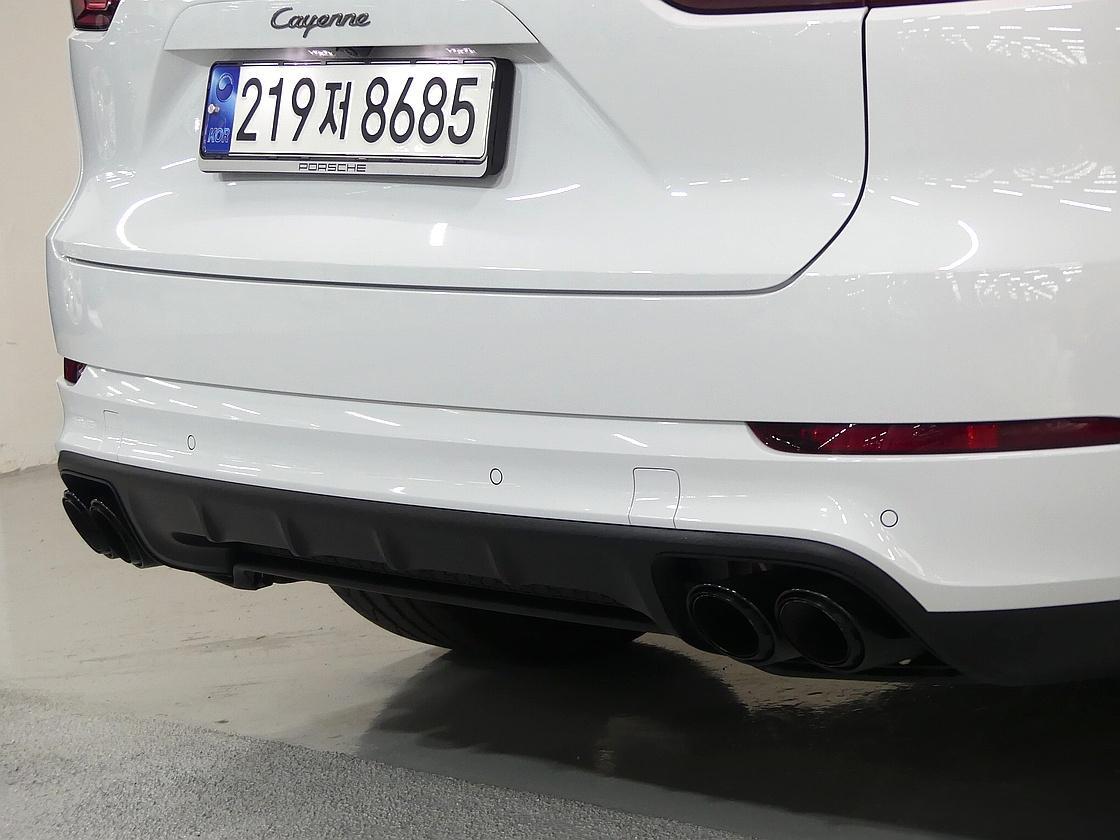 포르쉐 카이엔 3세대 3.0 플래티넘 에디션