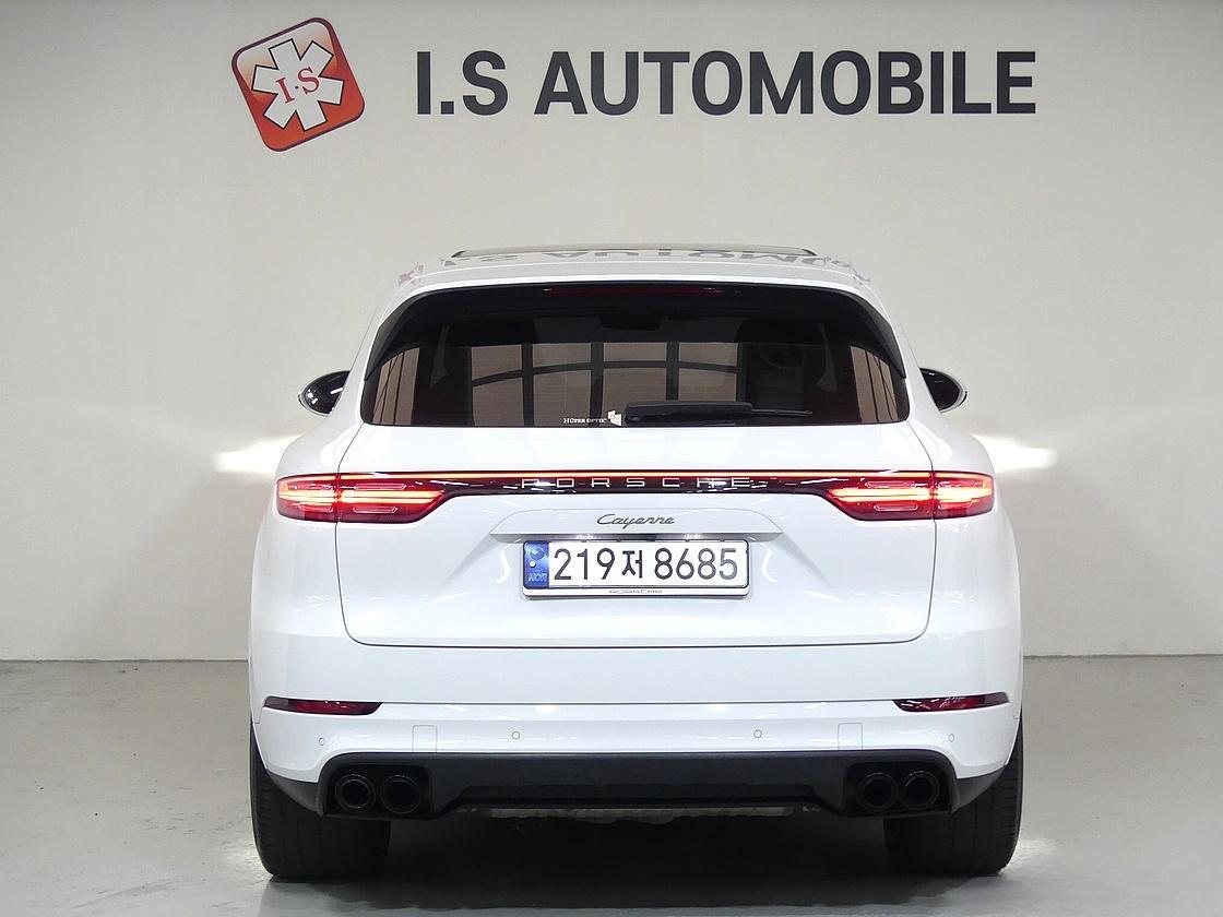 포르쉐 카이엔 3세대 3.0 플래티넘 에디션