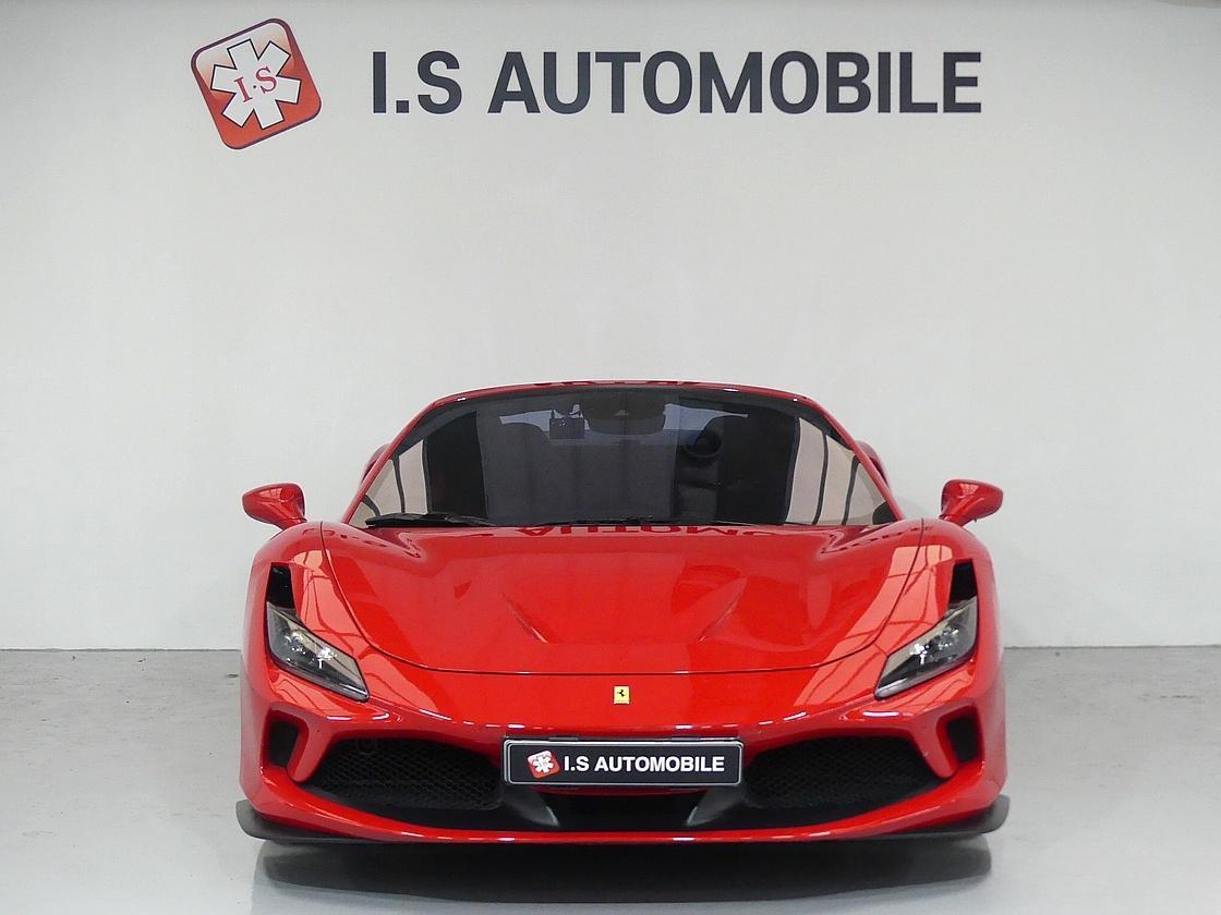 페라리 F8 스파이더 3.9 V8