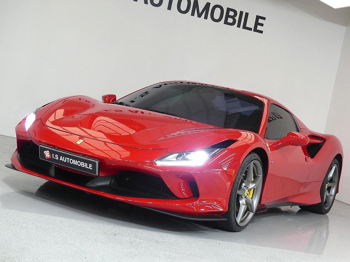 페라리 F8 스파이더 3.9 V8