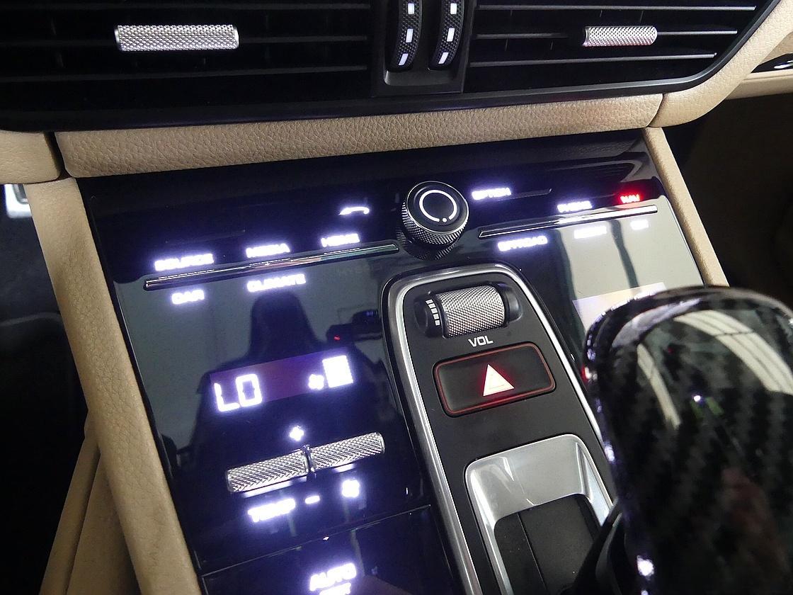 포르쉐 카이엔 3세대 3.0