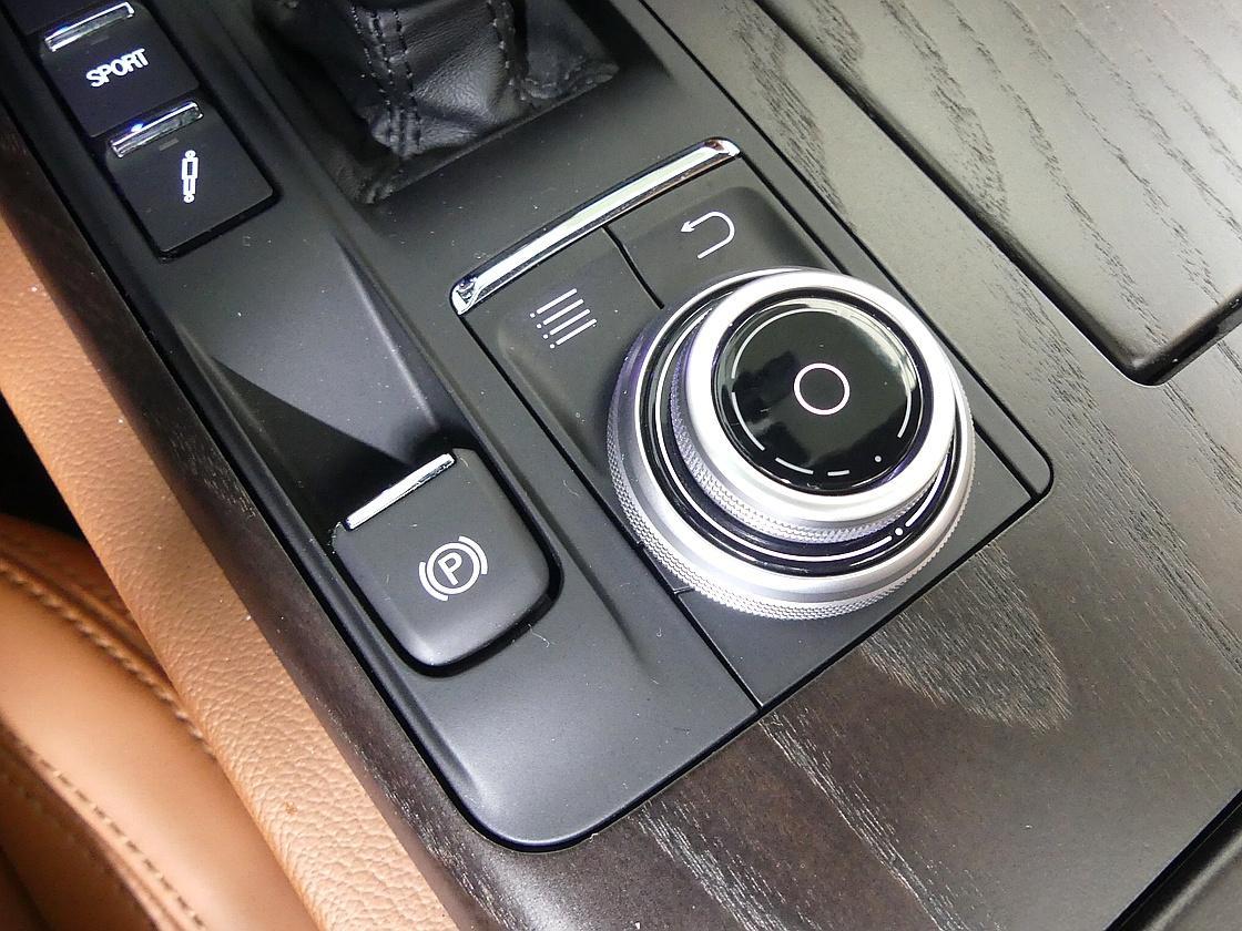 마세라티 콰트로포르테 6세대 3.0