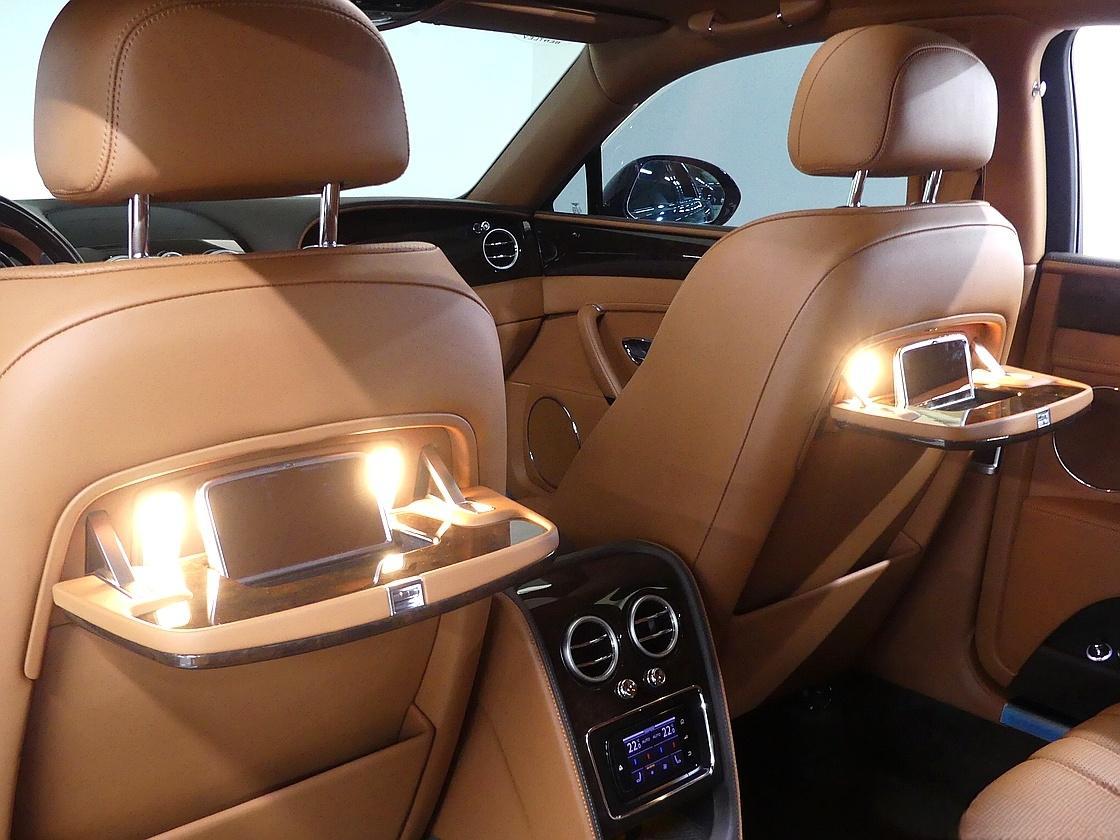 벤틀리 플라잉스퍼 2세대 4.0