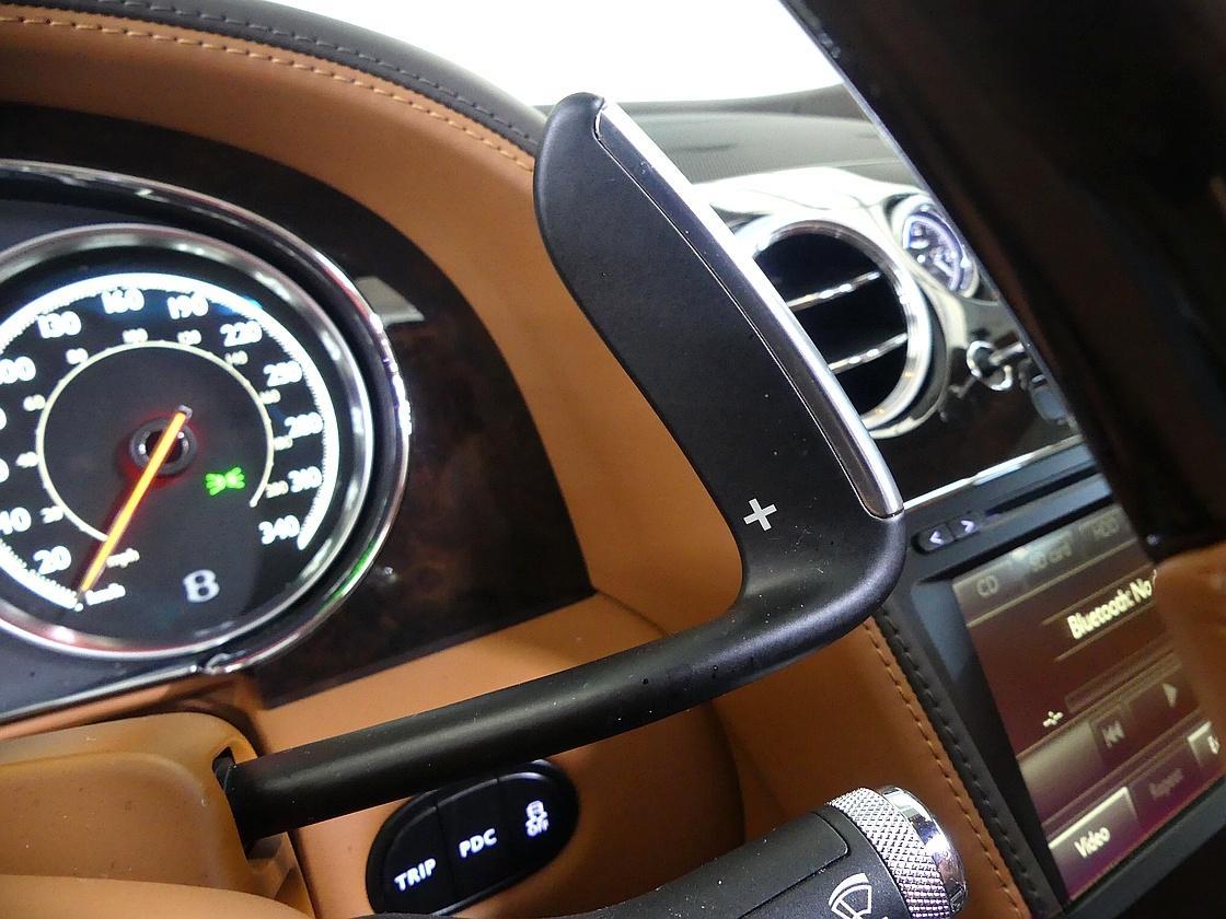 벤틀리 플라잉스퍼 2세대 4.0